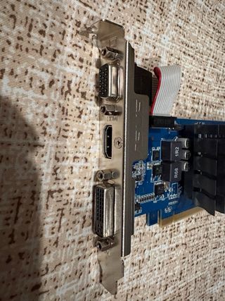 Tarjeta Gráfica ASUS EN210