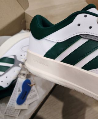 Bambas Adidas de PIEL nuevas con CAJA
