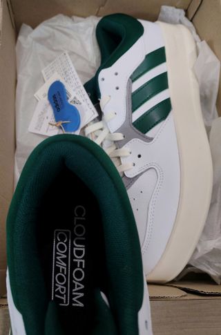 Bambas Adidas de PIEL nuevas con CAJA