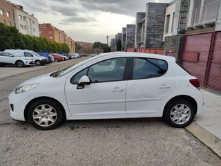 Peugeot 207 2012