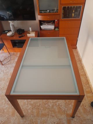 Mueble comedor, mesa y sillas