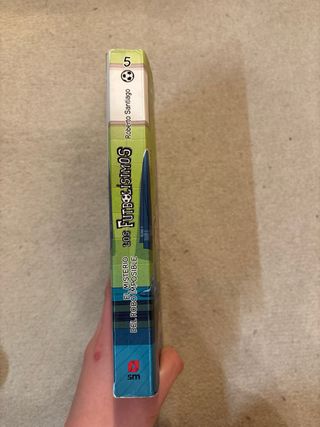 Los Futbolísimos 5: El misterio del robo imposi...