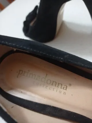 Décolleté Primadonna Nere con Fiocco