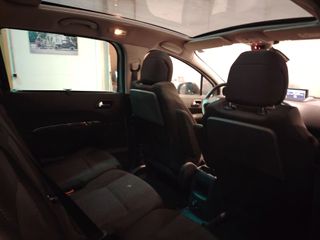 Peugeot 5008 2010