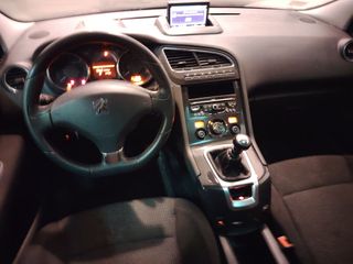 Peugeot 5008 2010
