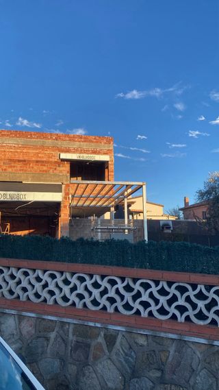 Puertas Metálicas y Cerrajería