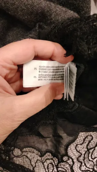 Jersey Zara gris con puntilla