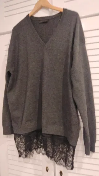 Jersey Zara gris con puntilla