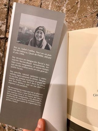 Libro “reirme feliz y viviendo bien”