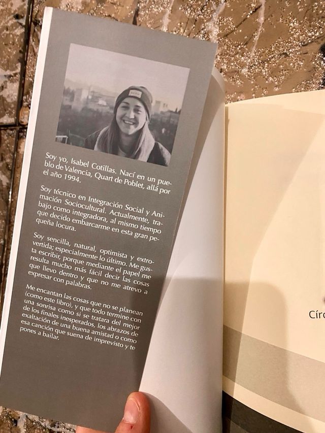 Libro “reirme feliz y viviendo bien”