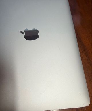 MacBook 12” M3 8GB 256GB