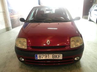 Renault Clio 2001