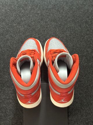 Nike Jordan 1 Retro High 42.5 Spice Grigio