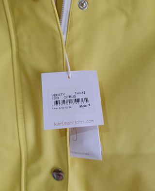 Impermeable amarillo talla 12 años