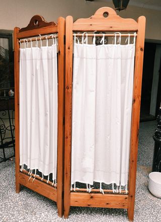 Biombo de madera y tela