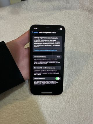 iPhone 12 Pro 128 GB Plata Con 75% de bateria