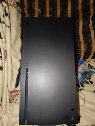 Xbox Series X con Mando e Gioco