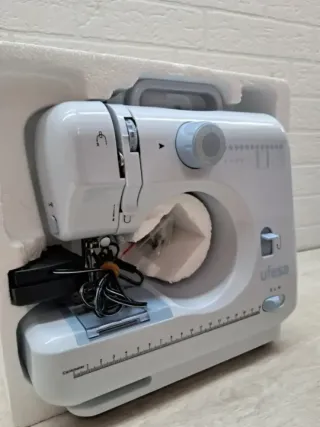 Máquina de Coser Ufesa SW1201 Facile