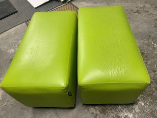 2 Banquetas Acolchadas Verdes