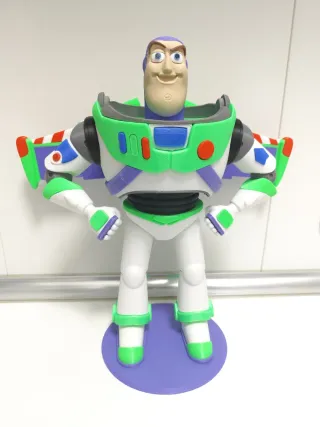 Muñeco Buzz Lightyear 3D ALTO 32 CMS.