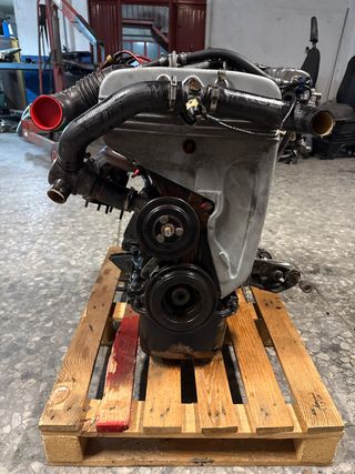 Motor Fiat 124 spider 2000