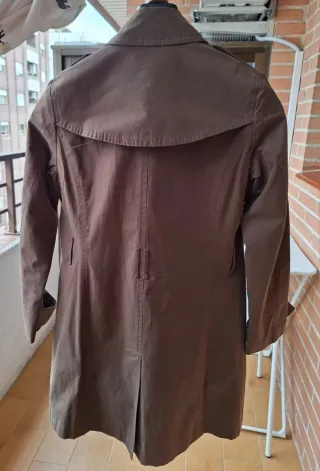 Gabardina marrón talla M
