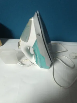 Plancha Ufesa 2400W se vende tal cual ver detalles