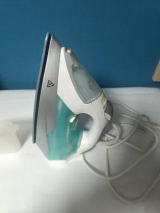 Plancha Ufesa 2400W se vende tal cual ver detalles