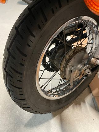 Yamaha SR 250 Special Roja