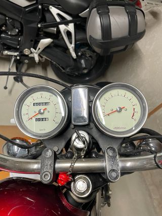 Yamaha SR 250 Special Roja