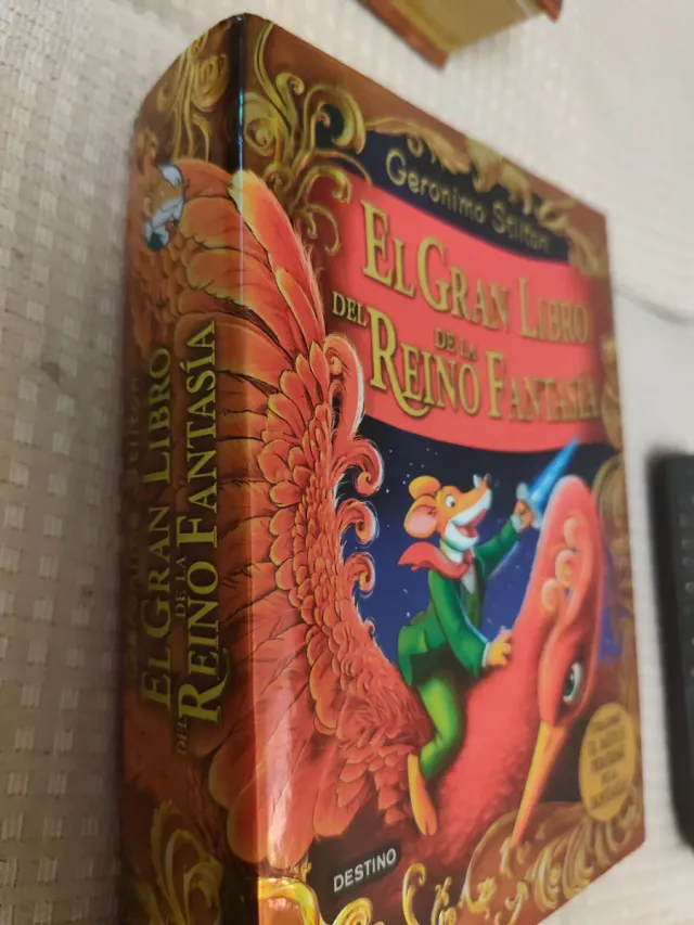 El gran libro del Reino de la Fantasía: ¡Descub...