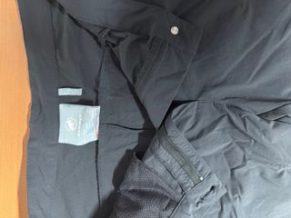 Pantalón corto Mammut gris