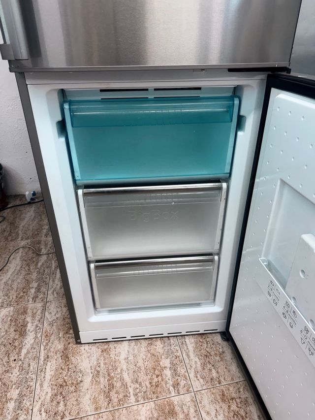 Nevera Balay Gris A+++