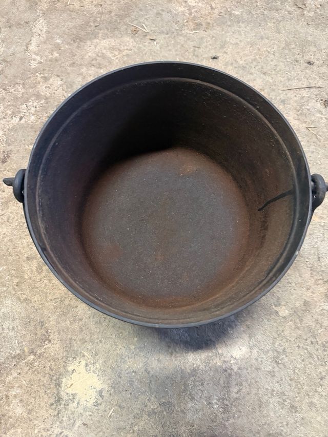 Caldero hierro fundido 28 cm