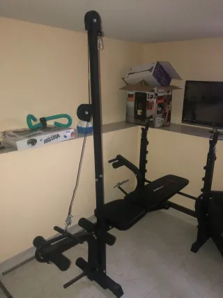 Banco de gimnasio multifuncional
