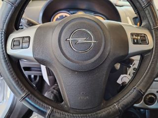 Opel Corsa 2010