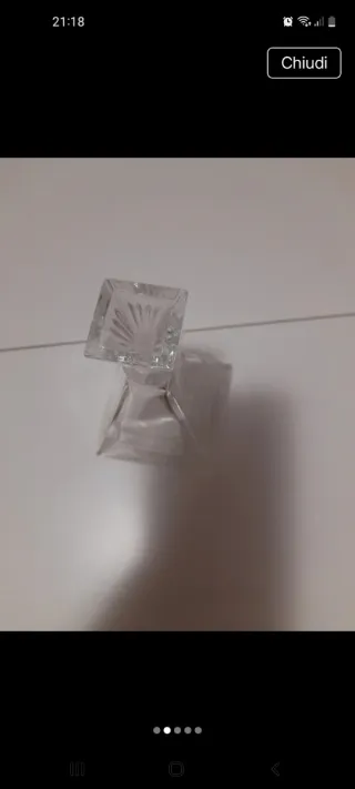 Bottiglietta decorativa in vetro