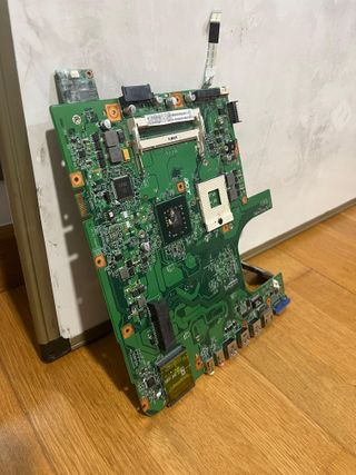 Piezas electrónicas varias