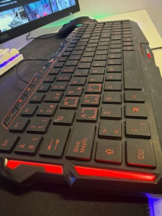 Teclado Gaming Mars Gaming Retroiluminado