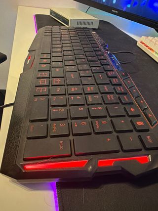 Teclado Gaming Mars Gaming Retroiluminado