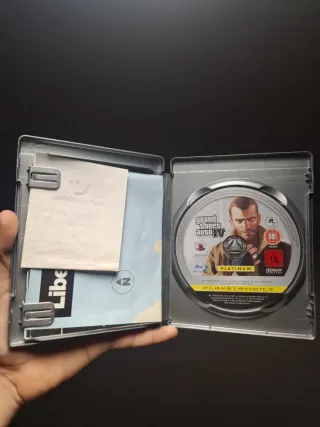 Grand Theft Auto IV PS3 Platinum