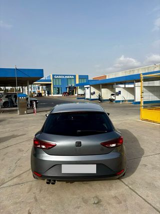 Seat leon fr Plus DSG 184cv 2 años de garantia