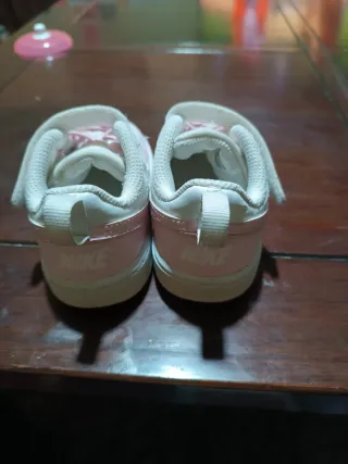 Zapatillas Nike Air Force 1 Bebé Rosa Blancas T22