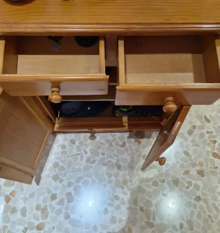 Mueble de entrada de madera