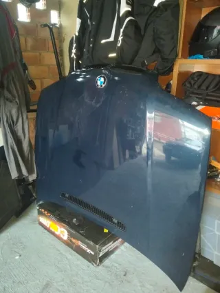 Capó BMW E46
