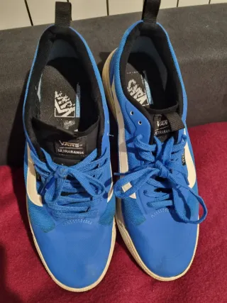 Vans Ultrarange Azul y Blanco