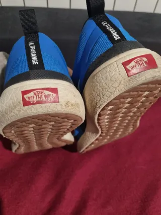 Vans Ultrarange Azul y Blanco