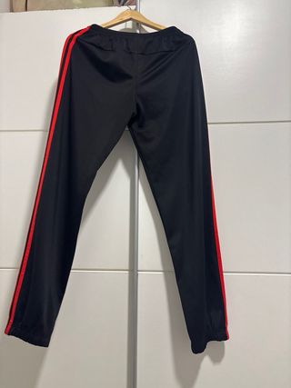 Chándal Adidas Negro y Rojo