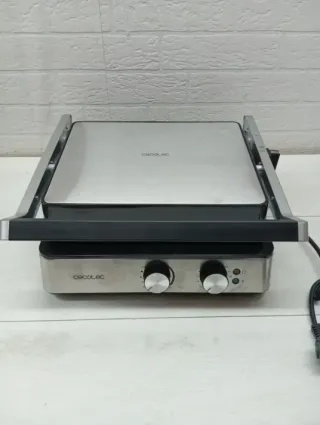 Parrilla eléctrica 2400 w Cecotec