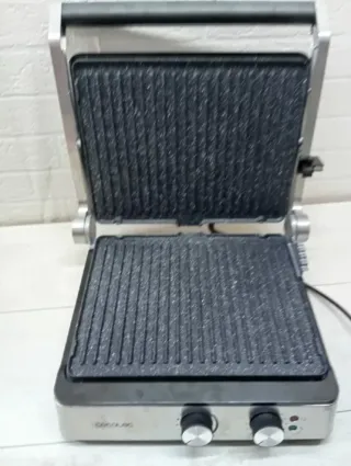 Parrilla eléctrica 2400 w Cecotec